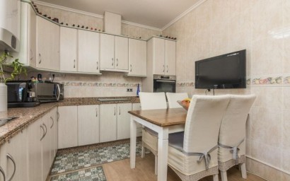 Herverkoop - Villa - Elche