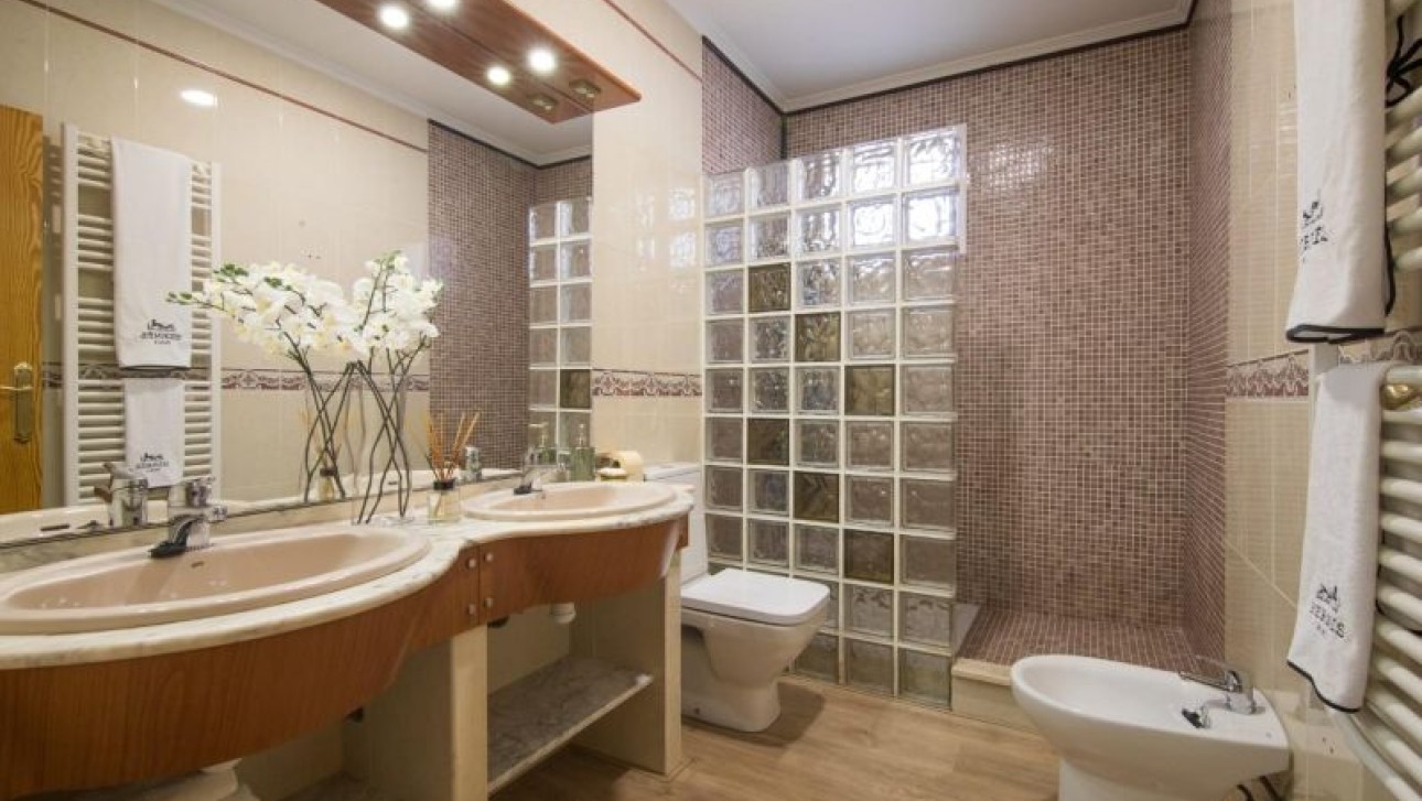 Herverkoop - Villa - Elche