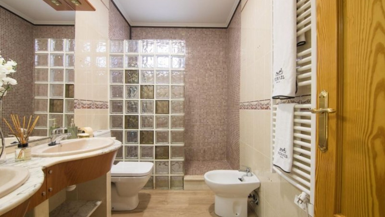 Herverkoop - Villa - Elche