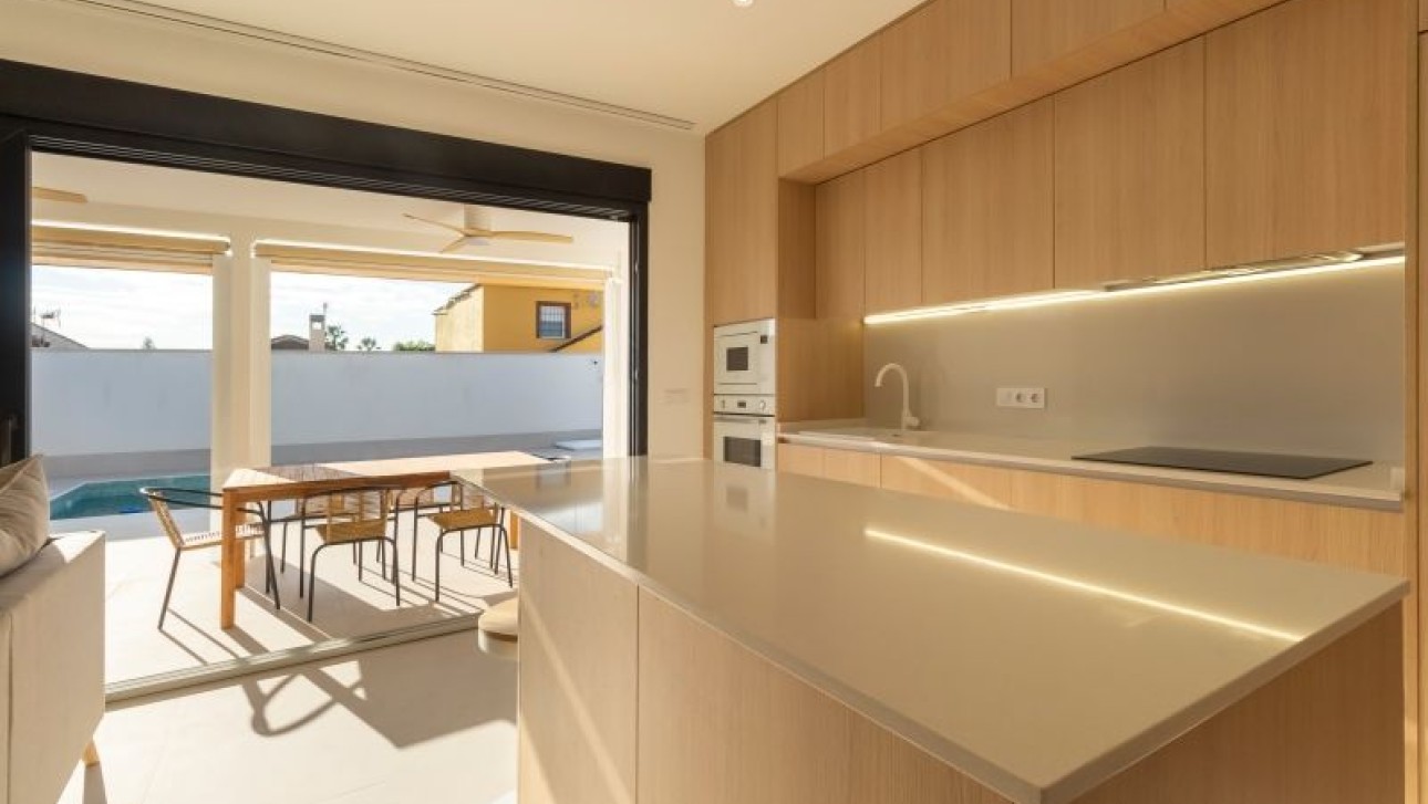 Herverkoop - Villa - Torrevieja