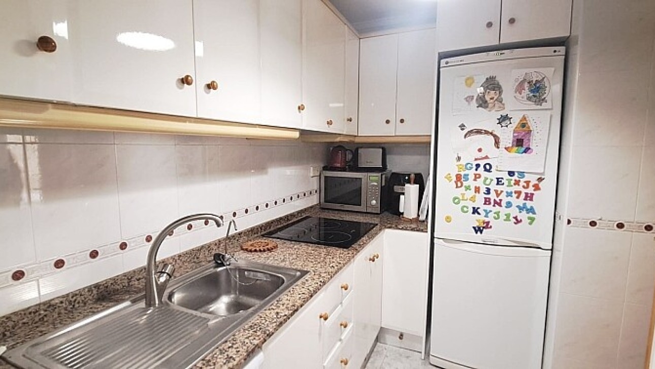 Resale - Ground floor apartment - Torrevieja - La Mata