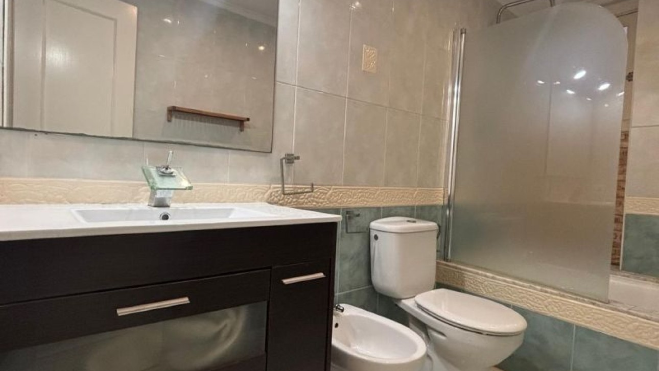 Resale - Apartment - Torrevieja