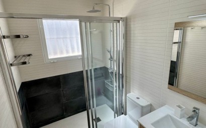 Resale - Villa - Torrevieja