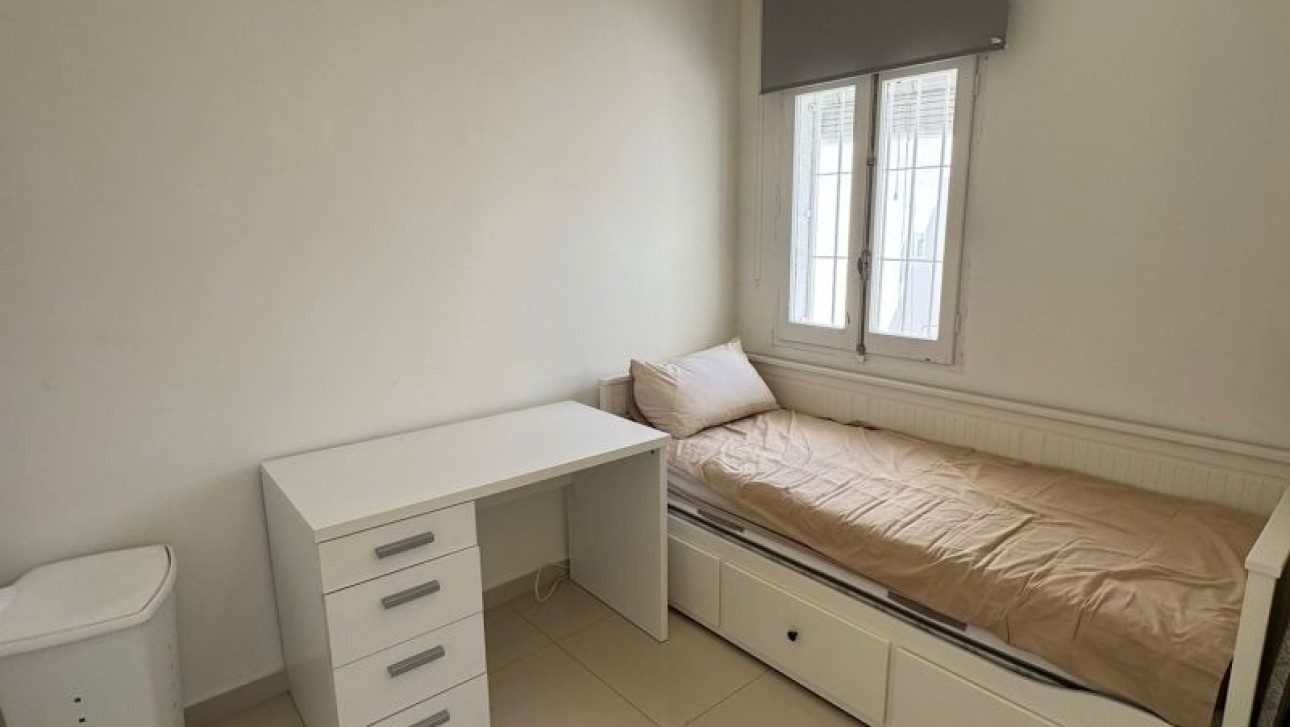 Resale - Villa - Torrevieja