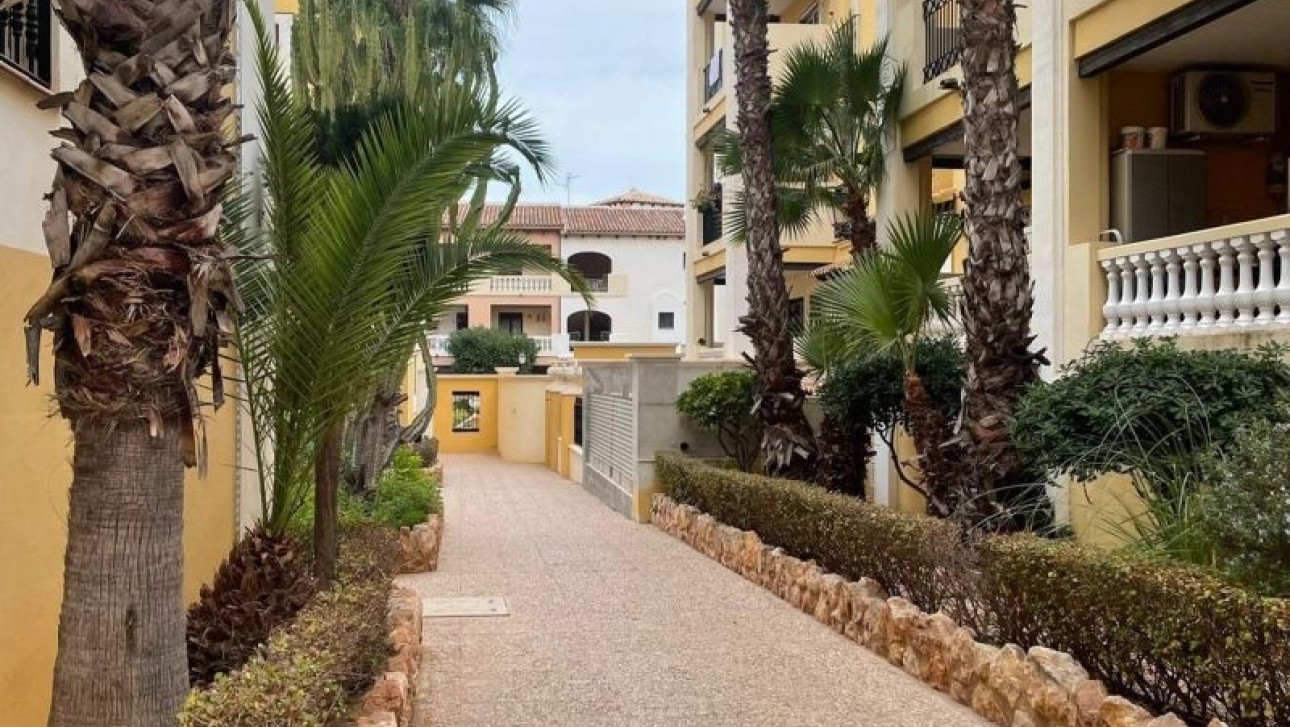 Перепродажа - Apartment - Torrevieja