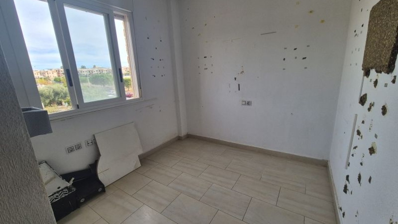 Resale - Apartment - Torrevieja