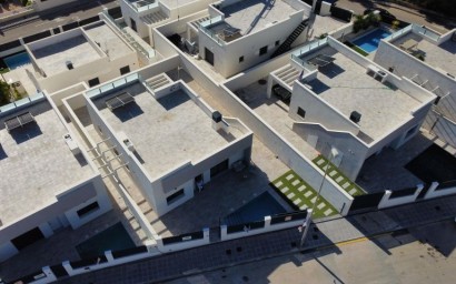 Resale - Villa - Pinar de Campoverde