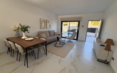 Resale - Villa - Pinar de Campoverde