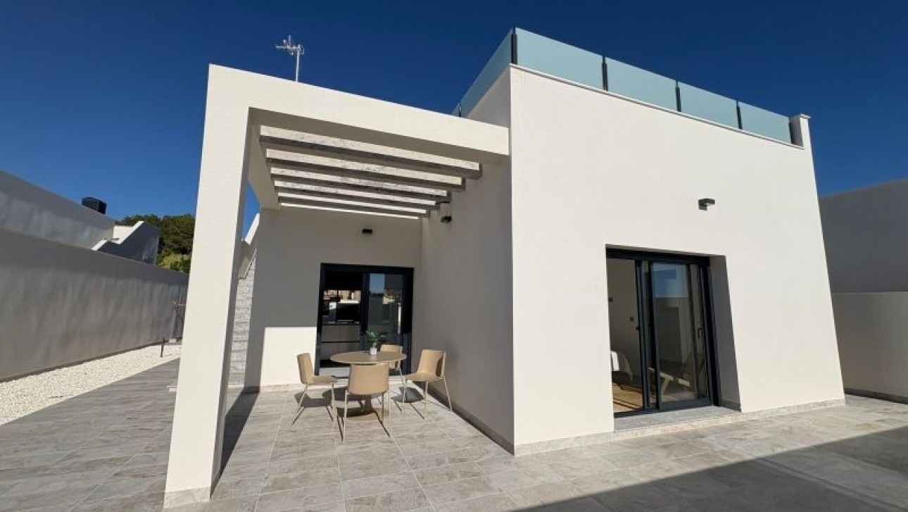 Resale - Villa - Pinar de Campoverde
