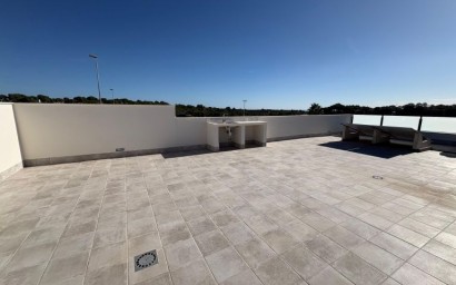 Resale - Villa - Pinar de Campoverde