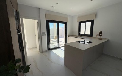Resale - Villa - Pinar de Campoverde