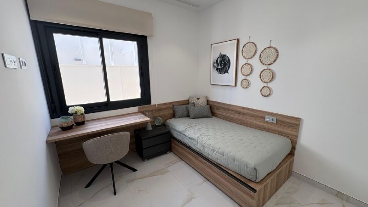 Resale - Villa - Pinar de Campoverde