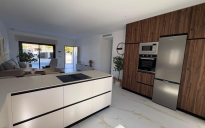 Resale - Villa - Pinar de Campoverde