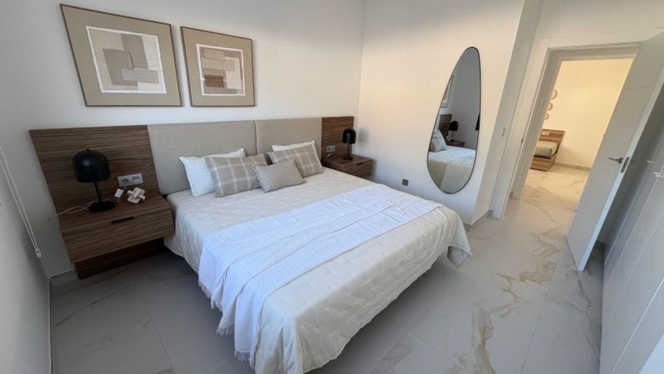 Resale - Villa - Pinar de Campoverde