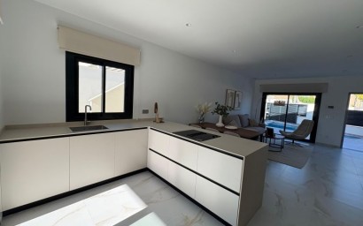 Resale - Villa - Pinar de Campoverde