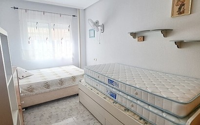 Resale - Ground floor apartment - Torrevieja - La Mata