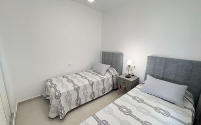Odsprzedaż - Apartment - Orihuela Costa