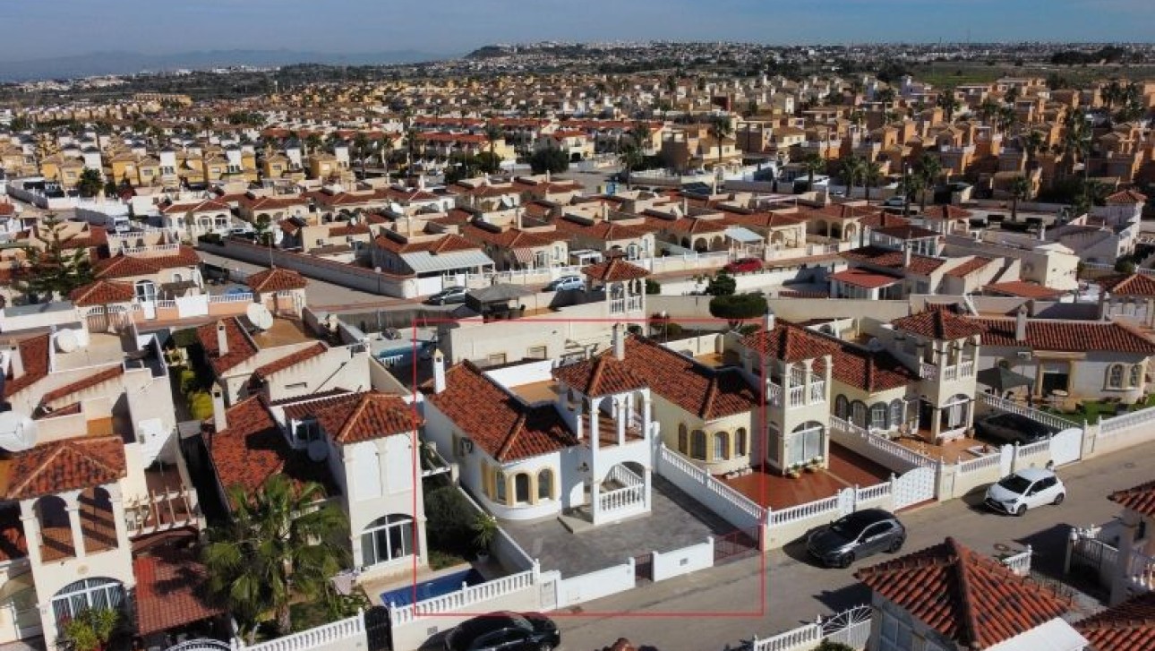 Herverkoop - Villa - Algorfa