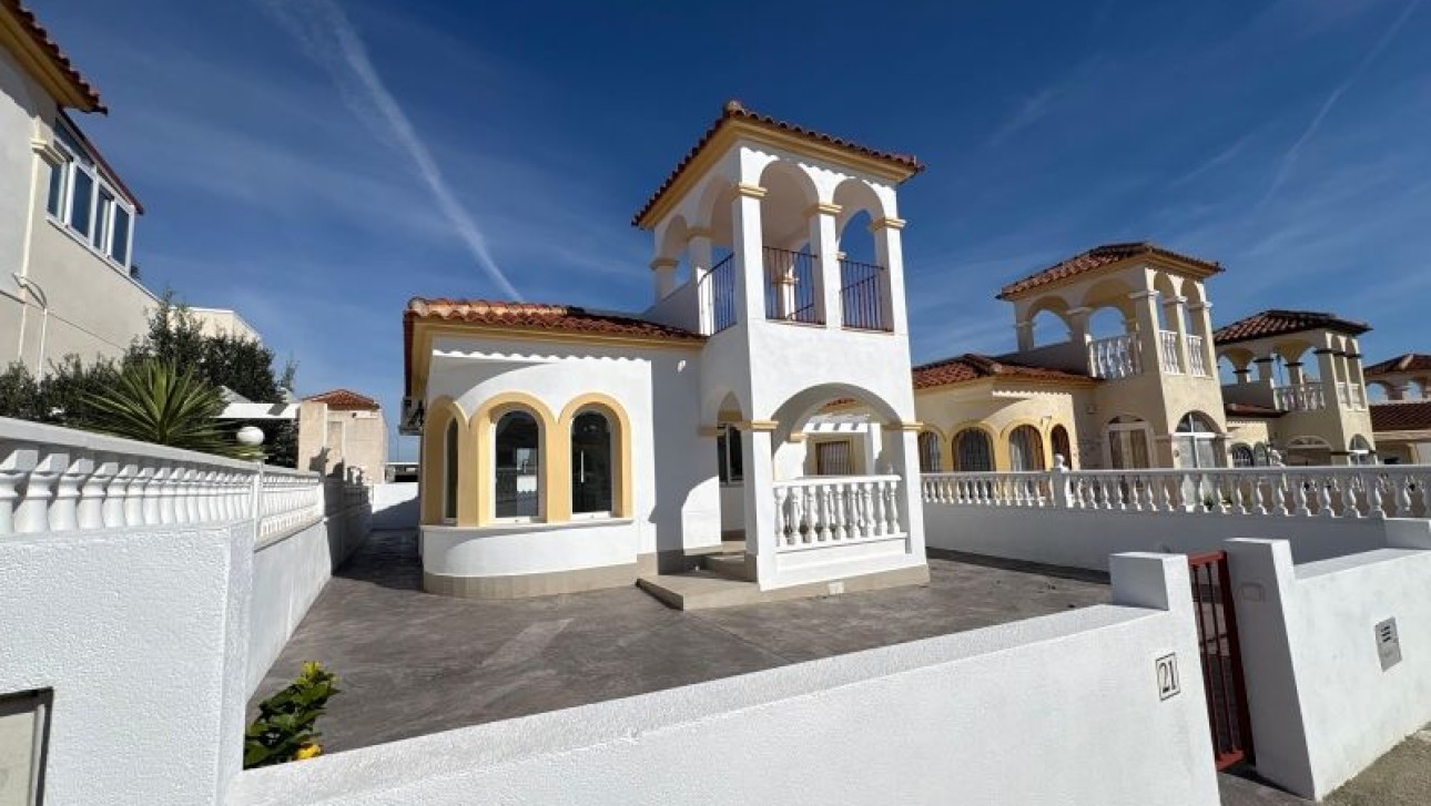 Herverkoop - Villa - Algorfa