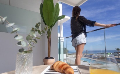 Nowy budynek - Daszek - Denia - L´Estanyó (Marinas)