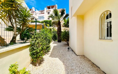Перепродажа - Villa - Orihuela Costa - Las Ramblas Golf