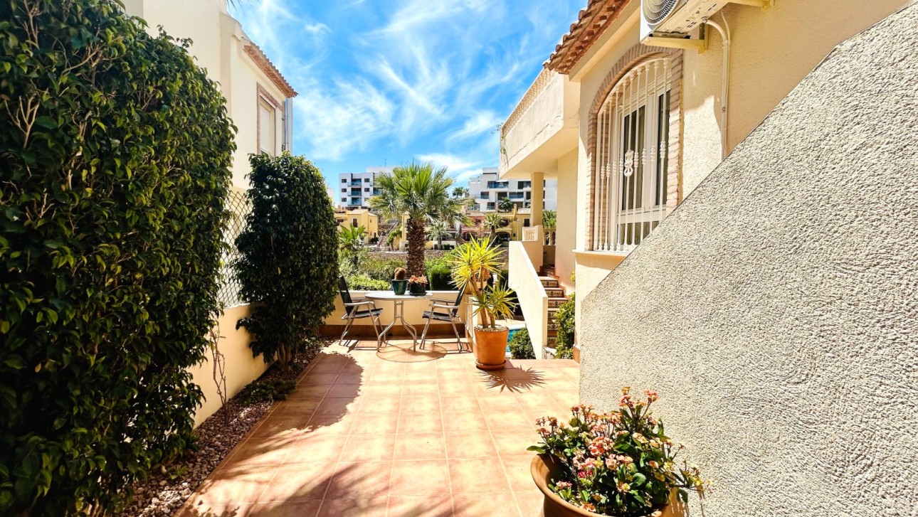 Перепродажа - Villa - Orihuela Costa - Las Ramblas Golf