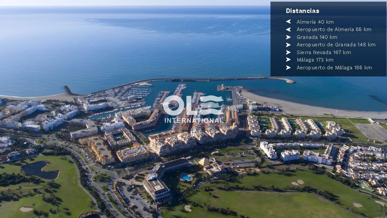 Новое здание - Apartment - Almerimar