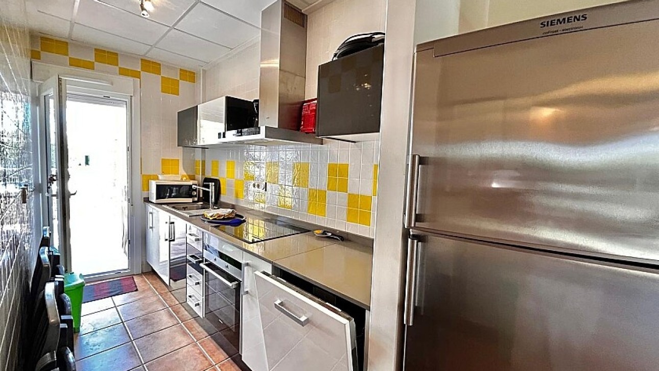 Revente - Semidetached villa - Mil Palmeras
