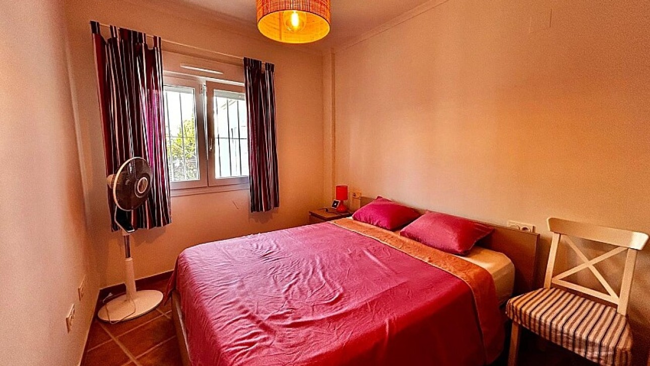 Revente - Semidetached villa - Mil Palmeras