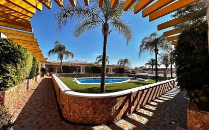 Revente - Semidetached villa - Mil Palmeras