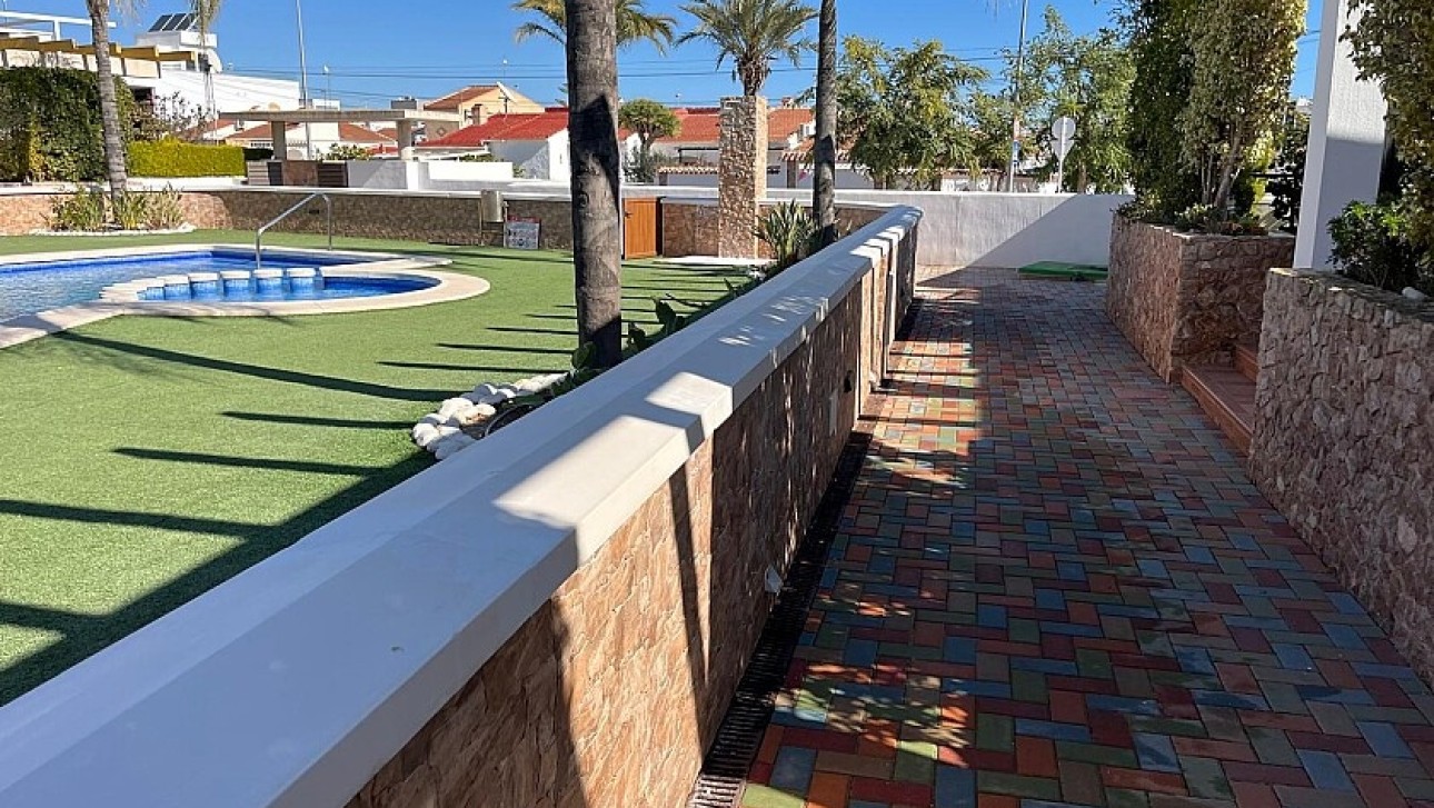 Revente - Semidetached villa - Mil Palmeras