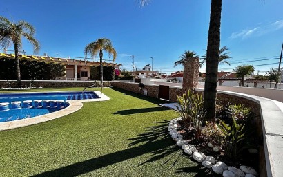 Revente - Semidetached villa - Mil Palmeras