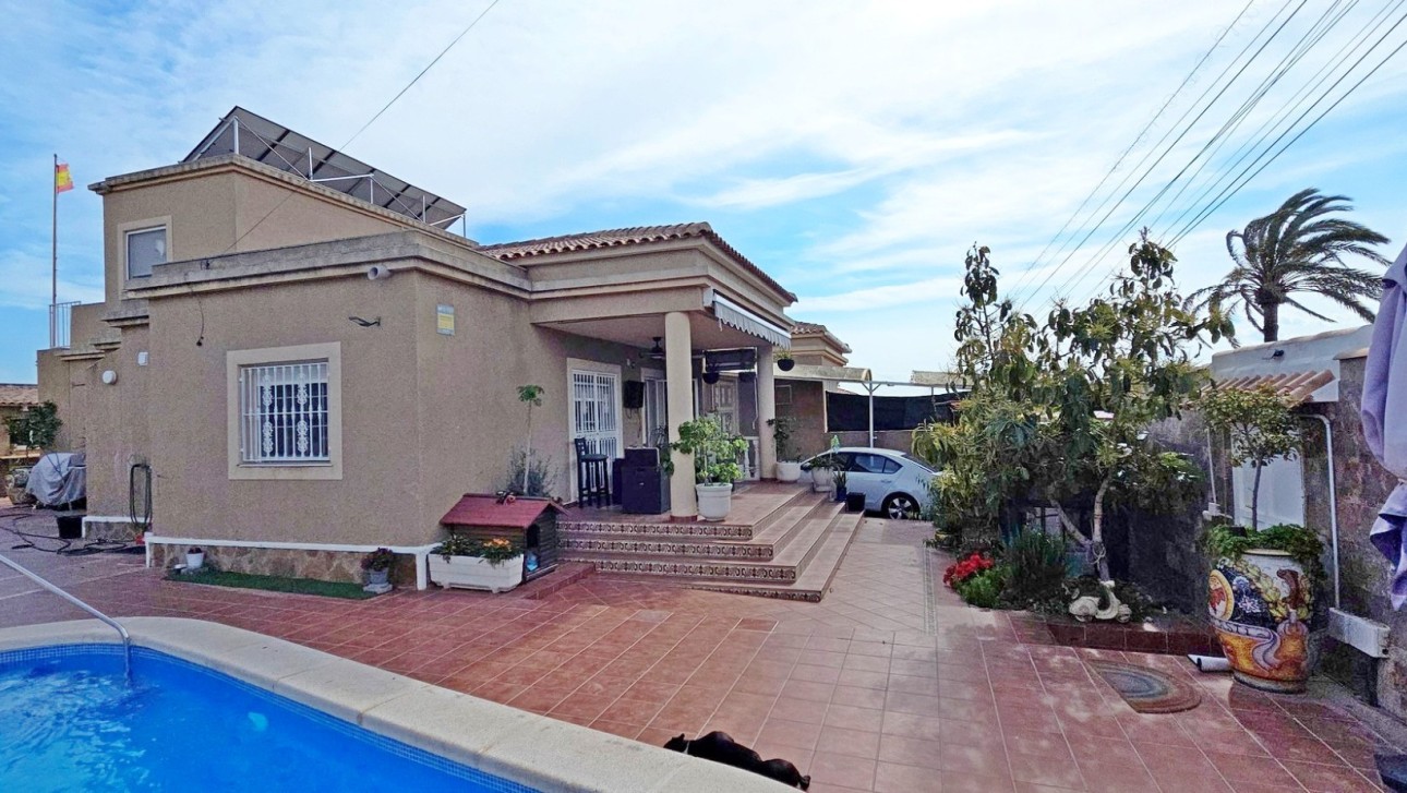 Resale - Townhouse - Torrevieja - El Chaparral