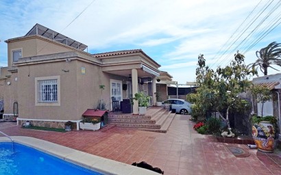 Resale - Townhouse - Torrevieja - El Chaparral