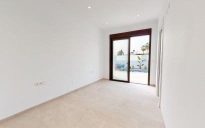 Новое здание - Villa - Los Alcazares - Serena Golf
