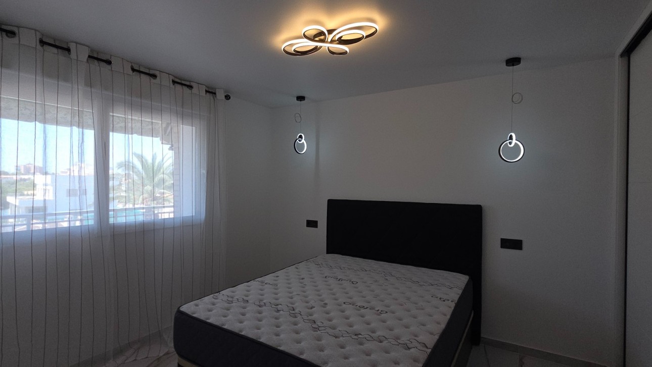 Herverkoop - Apartment - Orihuela Costa - La Zenia