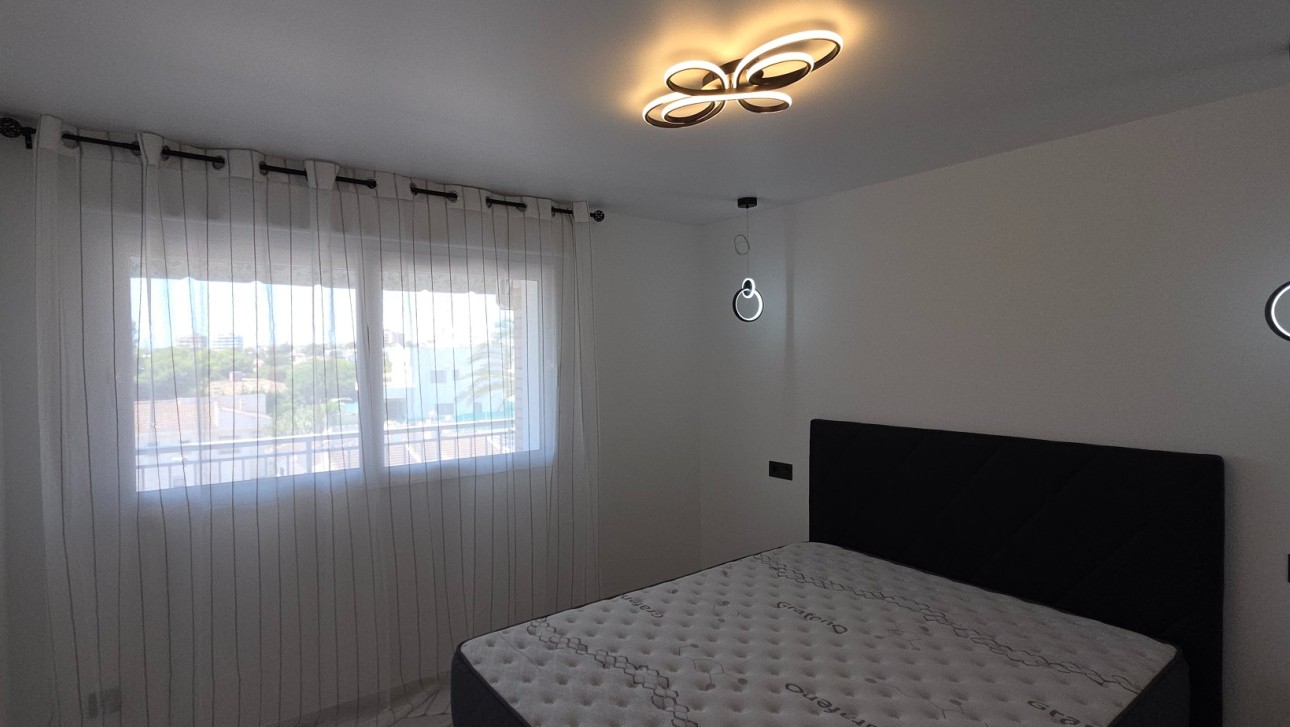 Herverkoop - Apartment - Orihuela Costa - La Zenia