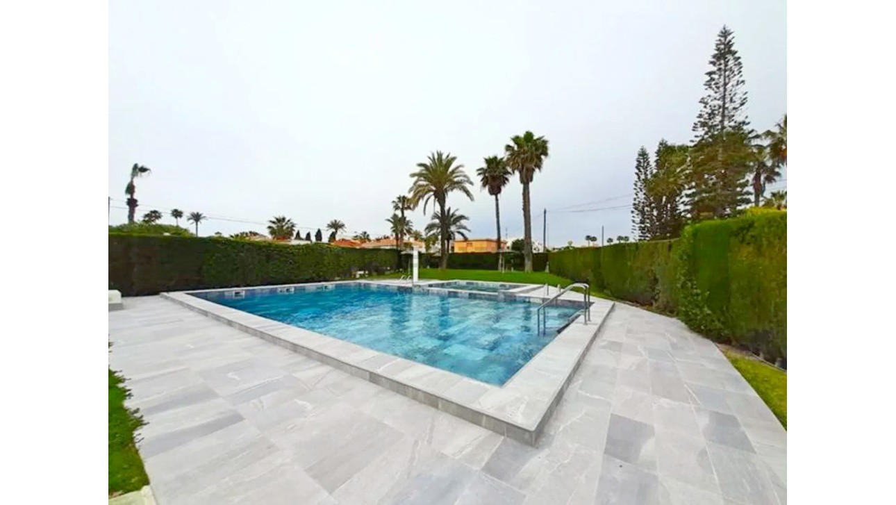 Resale - Apartment - Orihuela Costa - Playa Flamenca