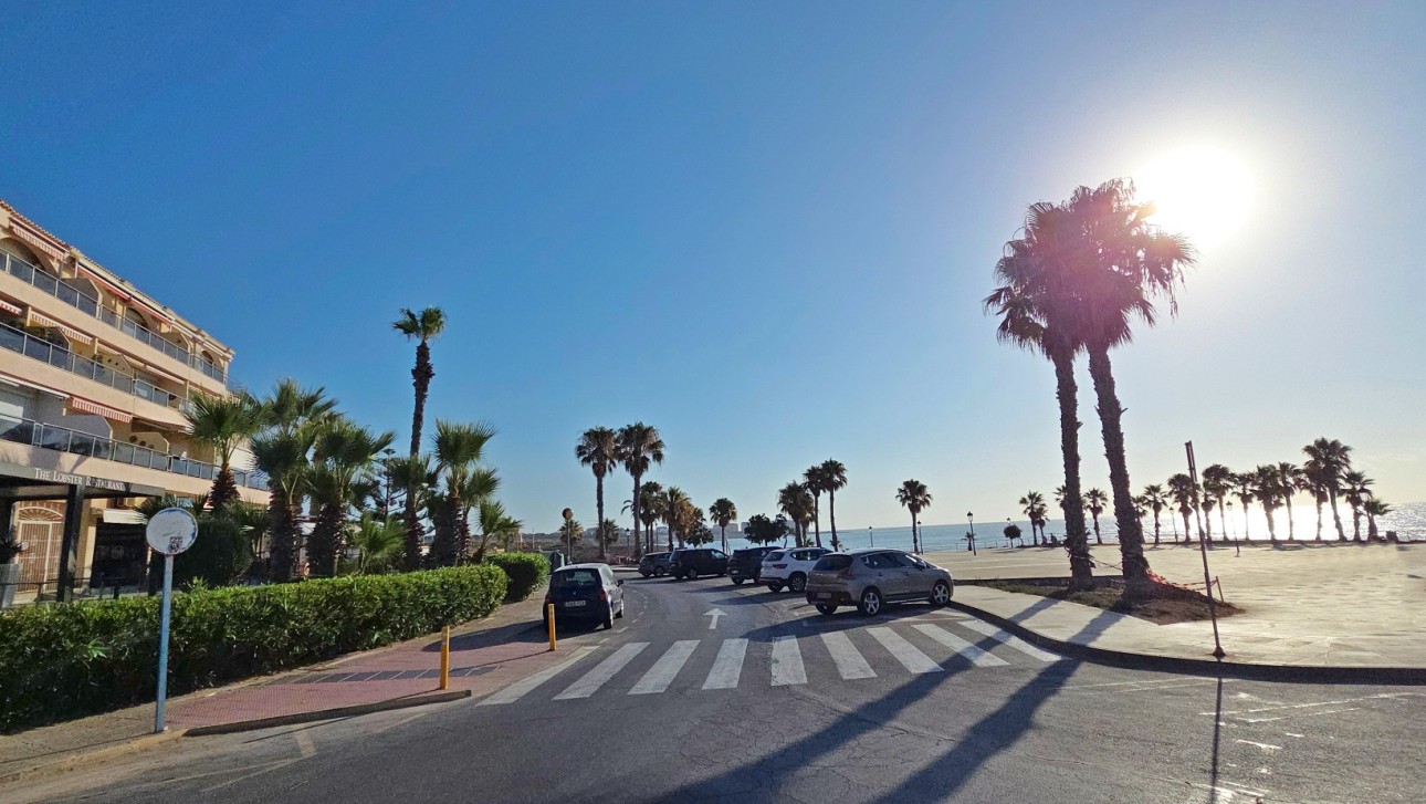 Resale - Apartment - Orihuela Costa - Playa Flamenca