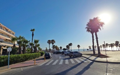 Resale - Apartment - Orihuela Costa - Playa Flamenca