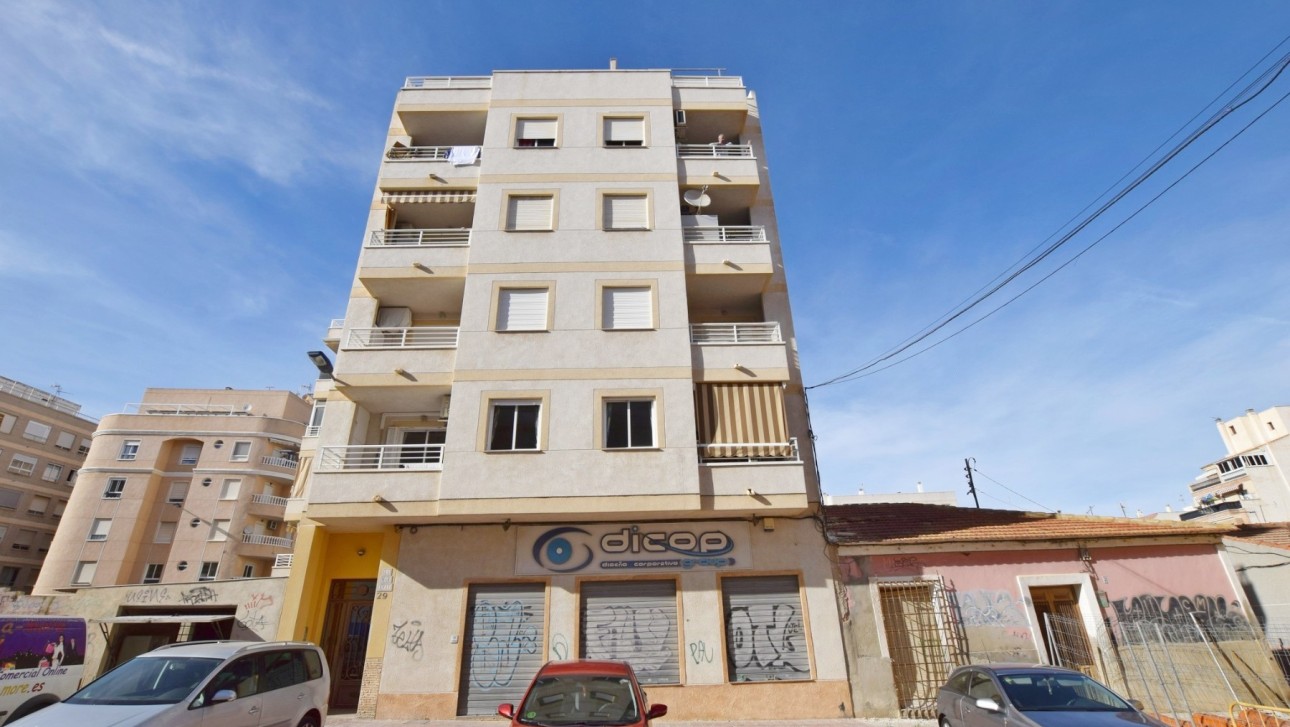 Alquiler a largo plazo - Negocio  - Torrevieja - Centro ciudad