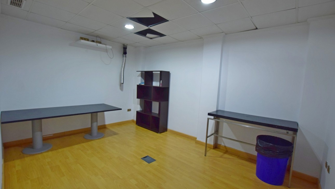 Alquiler a largo plazo - Negocio  - Torrevieja - Centro ciudad