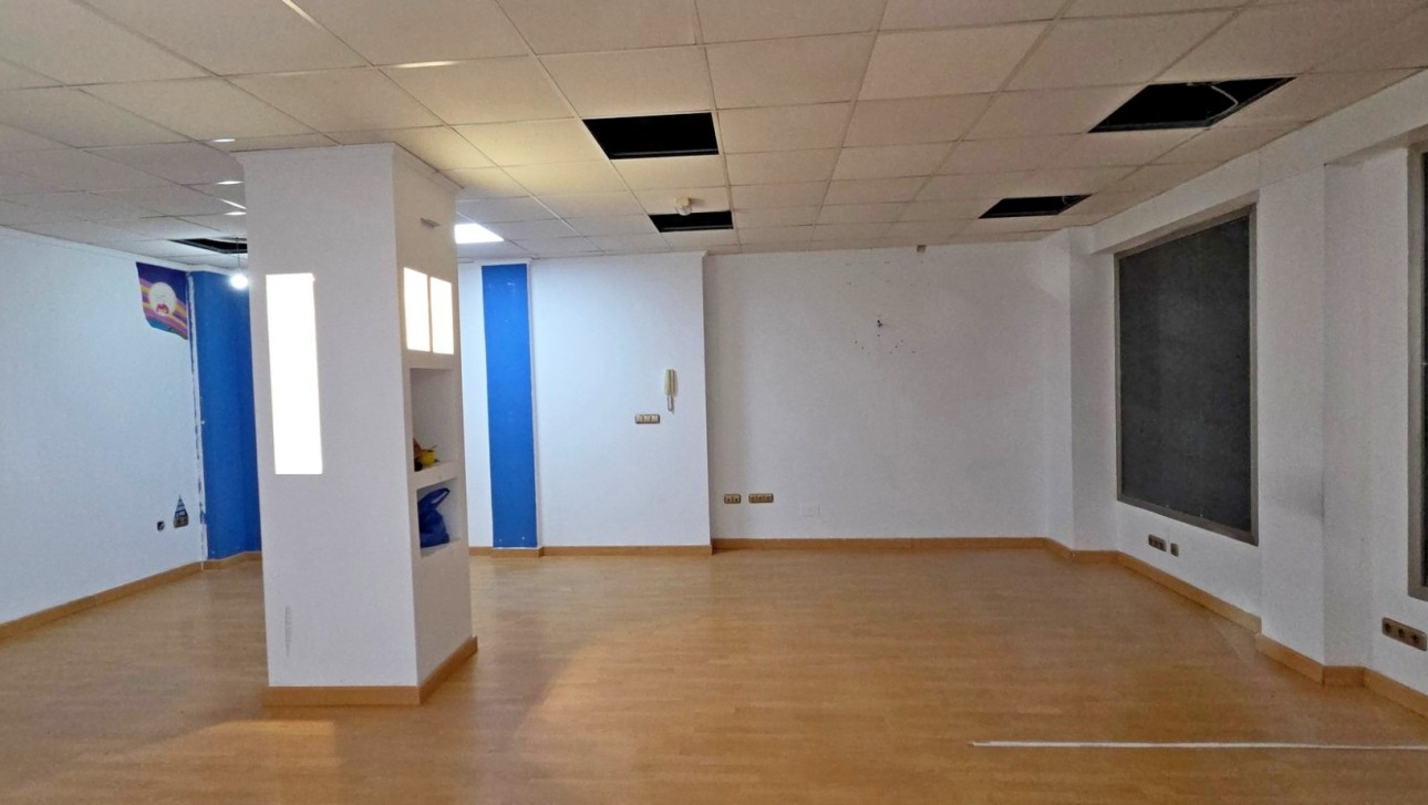 Alquiler a largo plazo - Negocio  - Torrevieja - Centro ciudad