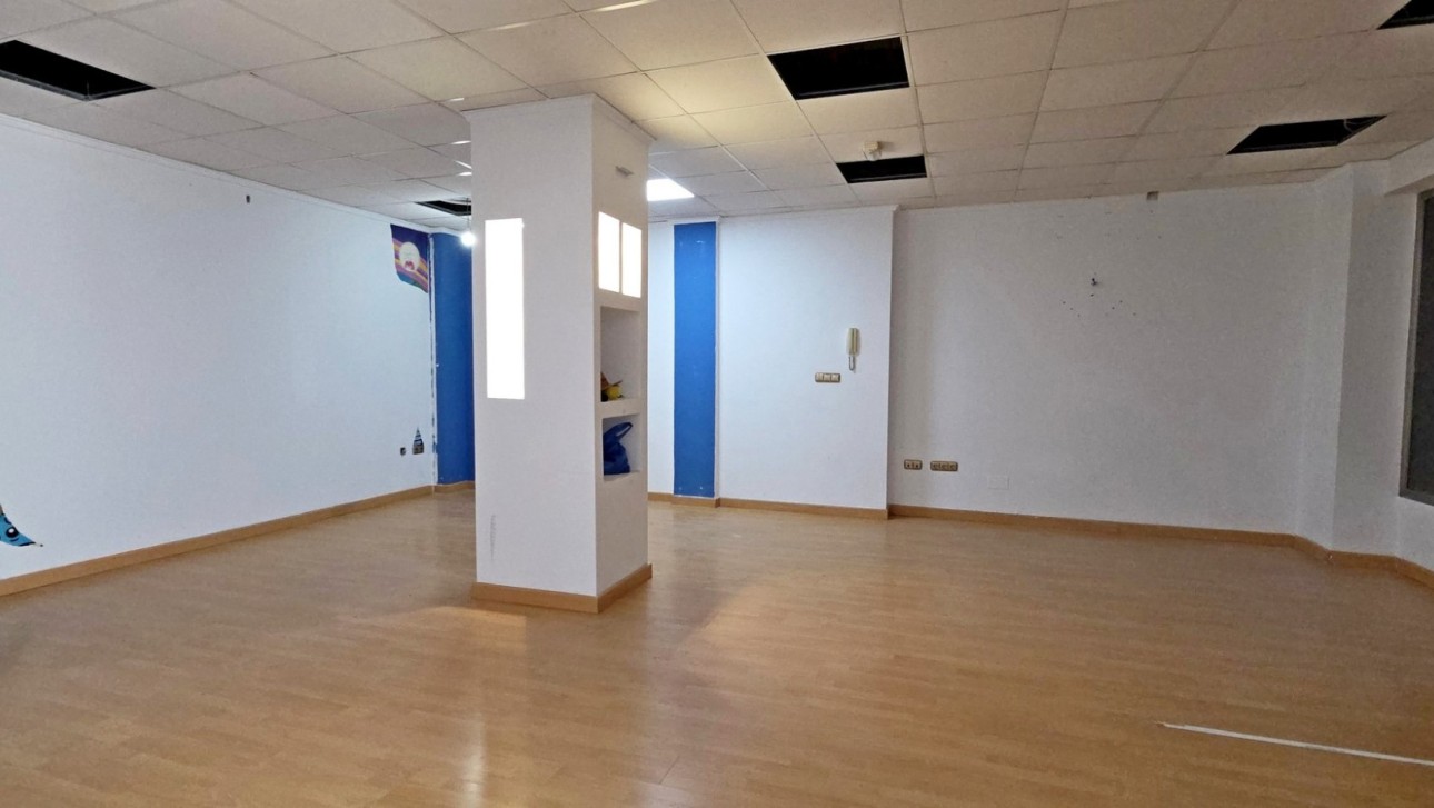 Alquiler a largo plazo - Negocio  - Torrevieja - Centro ciudad