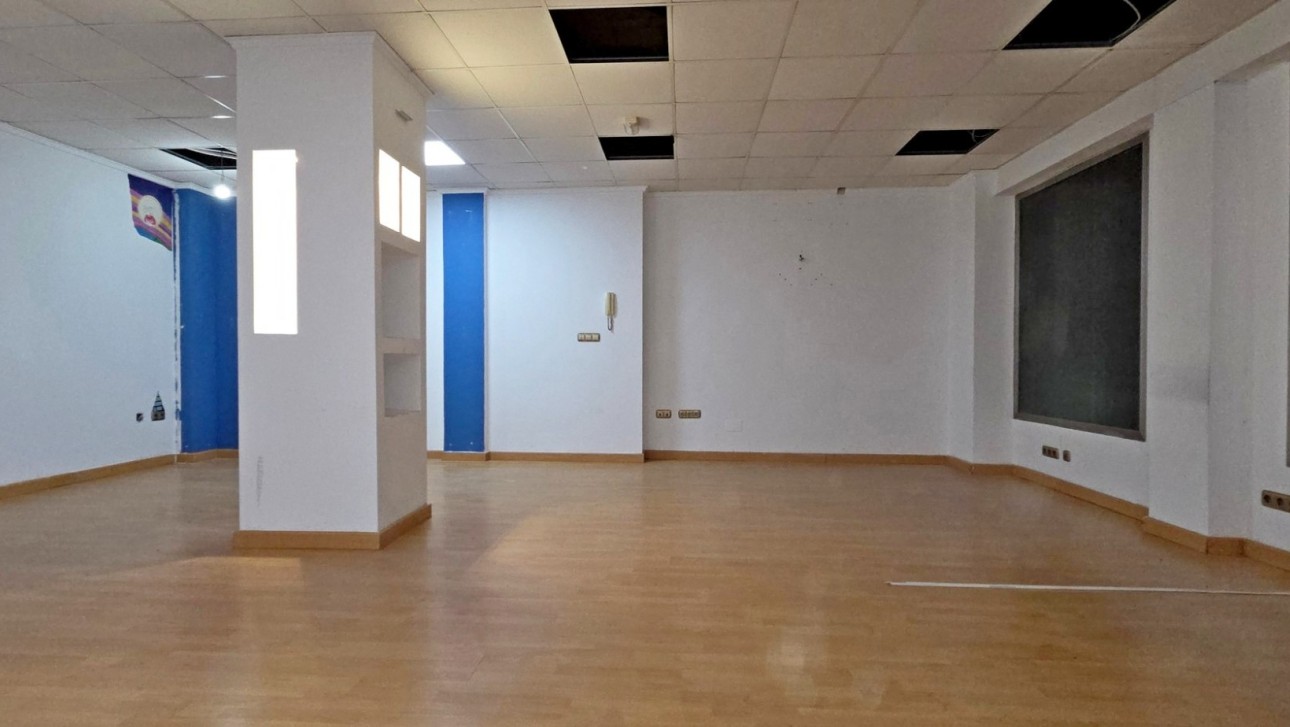 Alquiler a largo plazo - Negocio  - Torrevieja - Centro ciudad