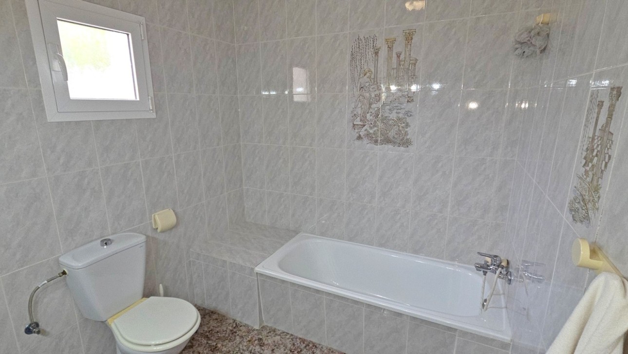 Resale - Villa - Orihuela Costa - Villamartin area