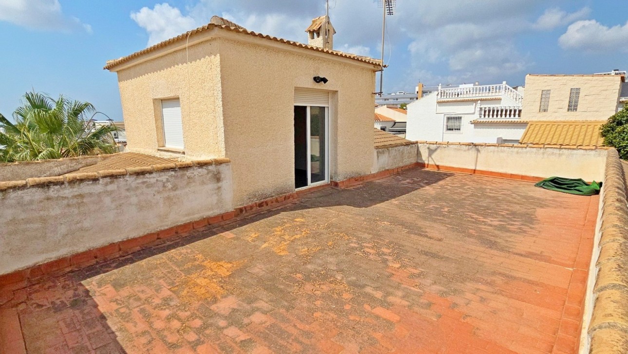 Resale - Villa - Orihuela Costa - Villamartin area