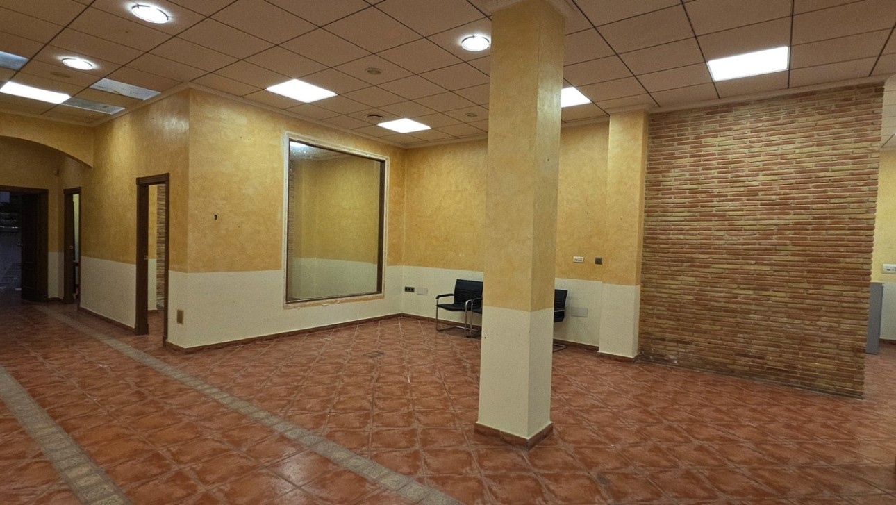 Revente - Commercial - Torrevieja - Centro