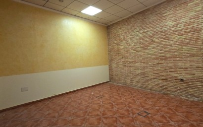 Alquiler a largo plazo - Comercial - Torrevieja - Centro
