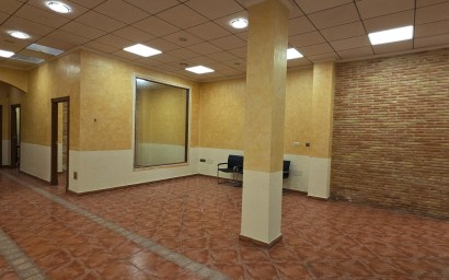 Alquiler a largo plazo - Comercial - Torrevieja - Centro